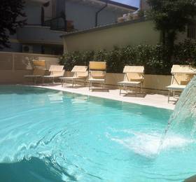 Hotel Alexander в Риччоне