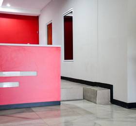 RedDoorz Plus near Mall Kelapa Gading в Джакарте