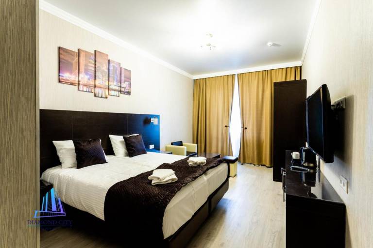 Hotel Diamond City