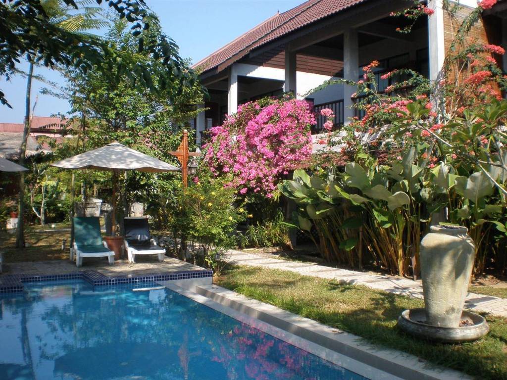Villa Molek 4*
