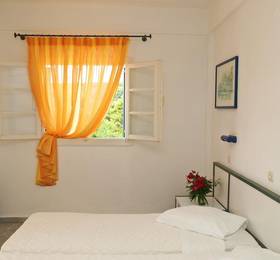 Muses Hotel в Город Скиатосе