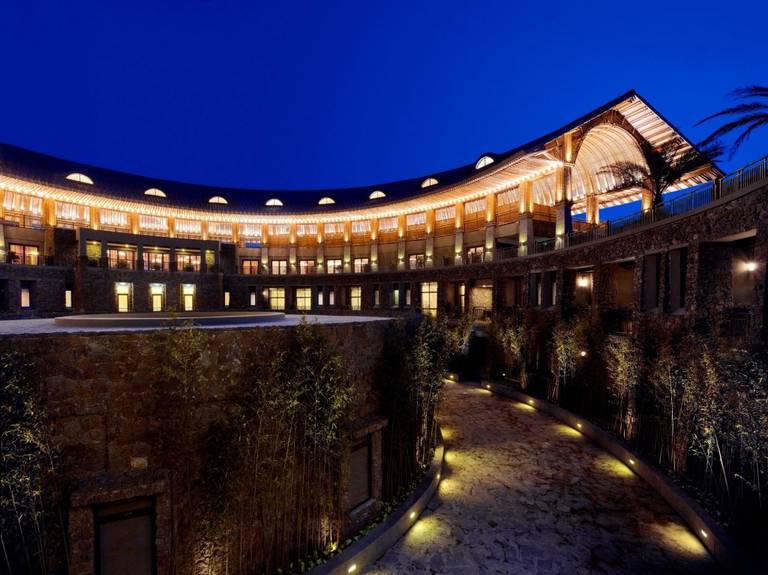 Mission Hills Resort Hotel