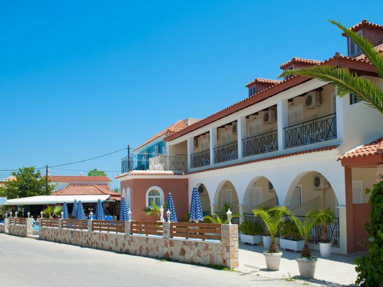 Apollon Hotel
