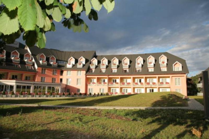Ramada Hotel & Suites 4* Словения, Краньска Гора