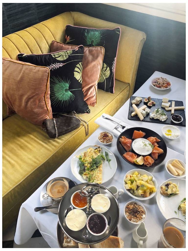 Alma Hotel & Lounge