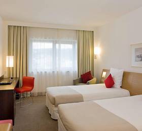 Novotel London Heathrow в Лондоне