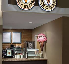 Embassy Suites by Hilton Lake Buena Vista в Орландо