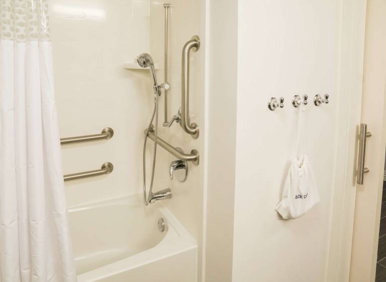 Hampton Inn & Suites Orlando Airport