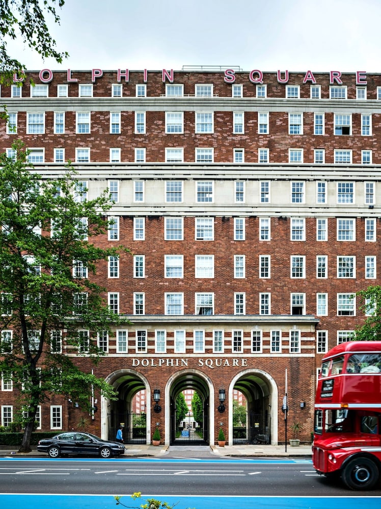 Dolphin House Serviced Apartments