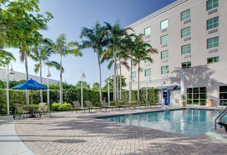 Holiday Inn Express Hotel & Suites Miami-Kendall