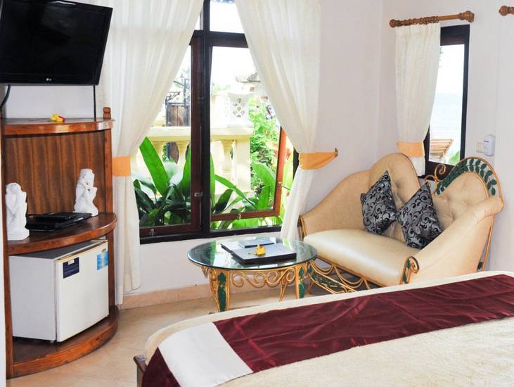 Bali Shangrila Beach Club Индонезия, Кандидаса