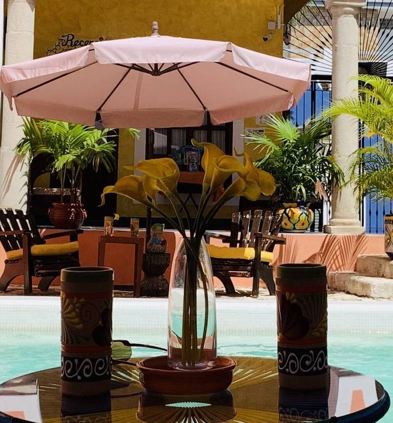 Casa De Las Flores Hotel