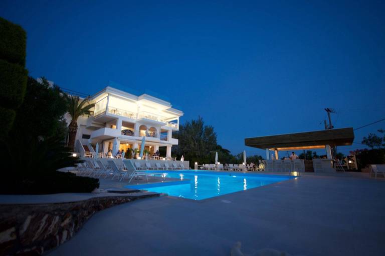 Glavas Inn Hotel & Resort