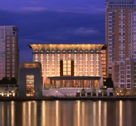 Canary Riverside Plaza в Лондоне
