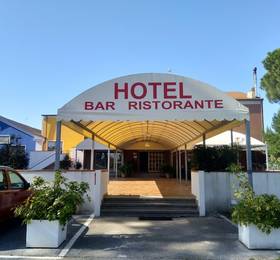 Отдых в Paradise Vacanze Village Hotel Camping - Италия, Чивитанова-Марке