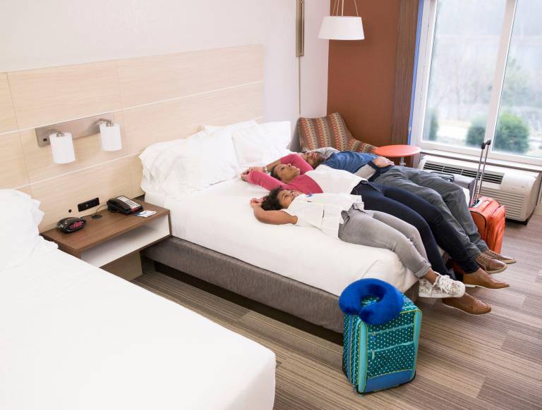 Holiday Inn Express London - Victoria