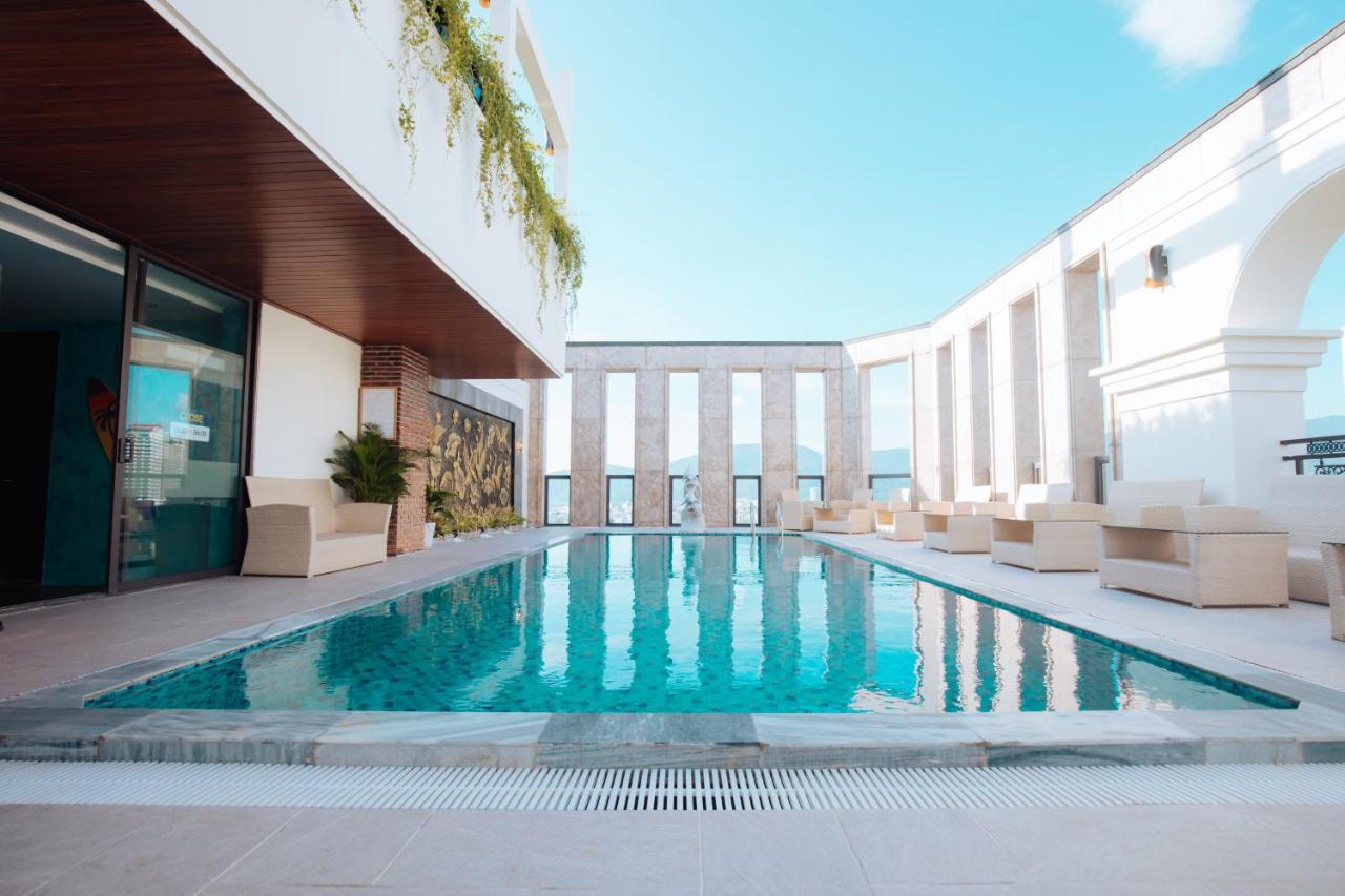 Danaciti Hotel