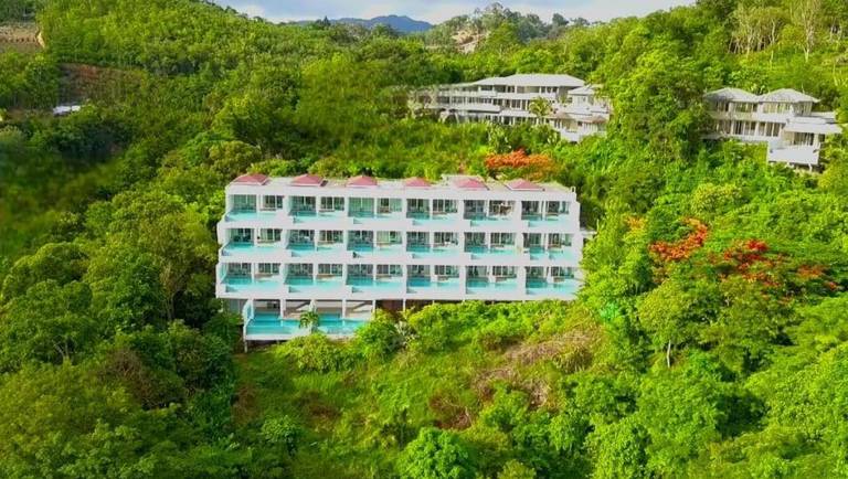 Amala Grand Bleu Resort