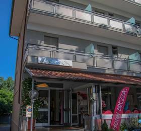 Туры в Hotel Brezza в Италии