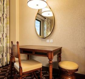 Disney Explorers Lodge в Гонконге