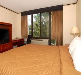 Red Lion Inn & Suites Long Island City в Нью-Йорке