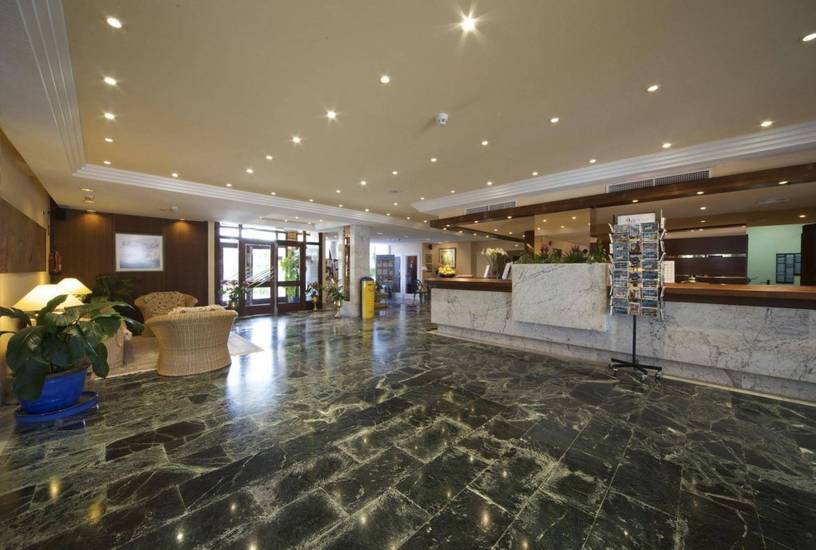 Alcudia Beach Aparthotel 3* Испания, Майорка