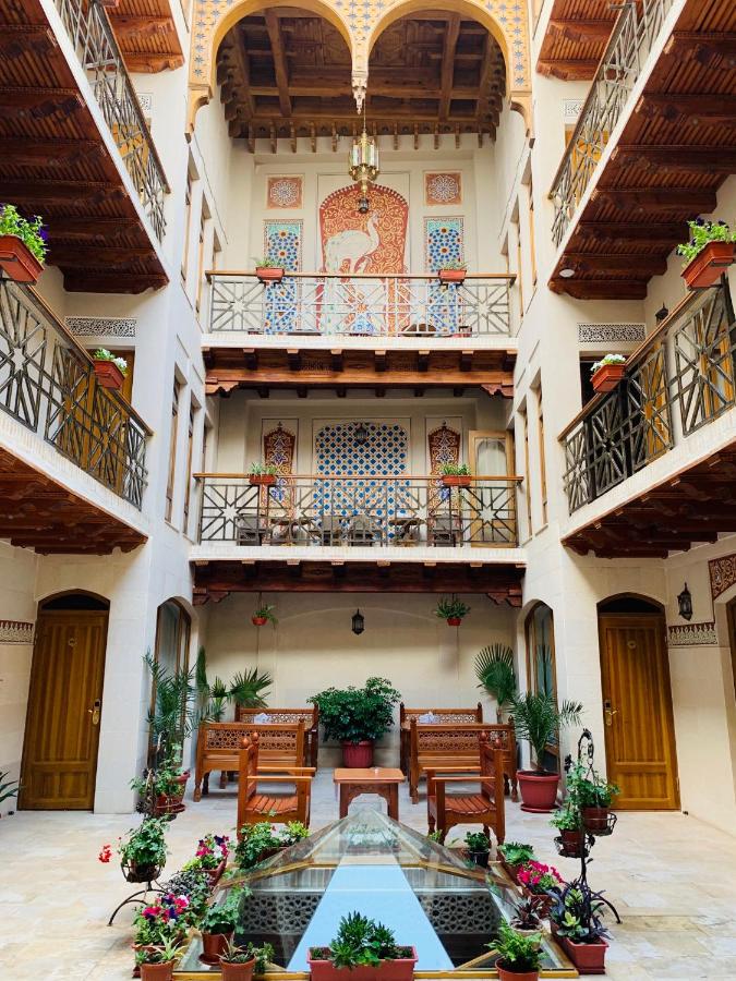Boutique Safiya 3*