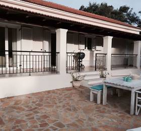Туры в Villa Vozos, Saoulatika /Arillas в Греции