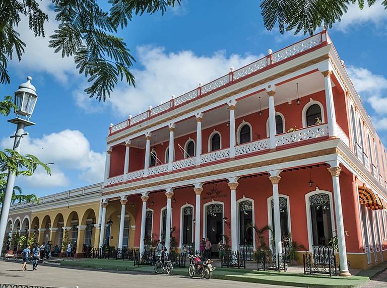 Hotel Camino Del Principe