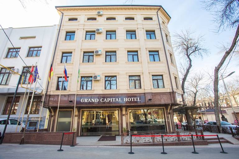 Hotel Grand Capital