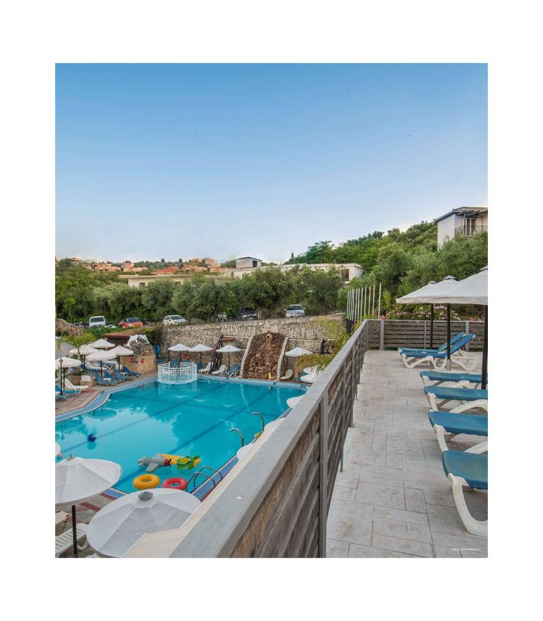 Altura Hotel