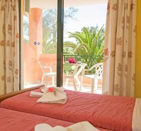 Pietra Hotel в Корфу