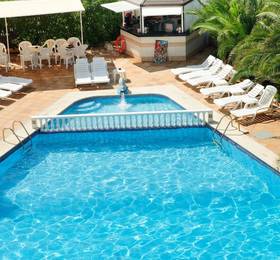 Hotel Neptuno & Apartments в Кобе