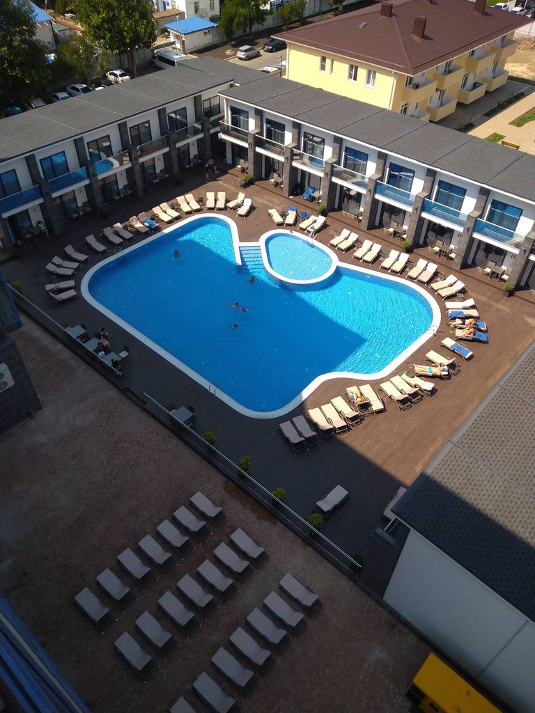 Grand Sapphire Hotel