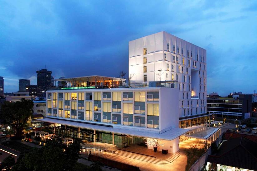 Morrissey Hotel Residences 4* Индонезия, Джакарта