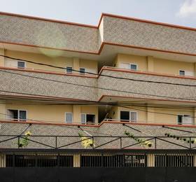 RedDoorz near Plaza Atrium Senen в Джакарте