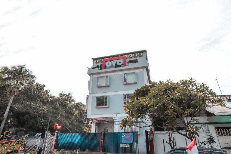 OYO 208 G House