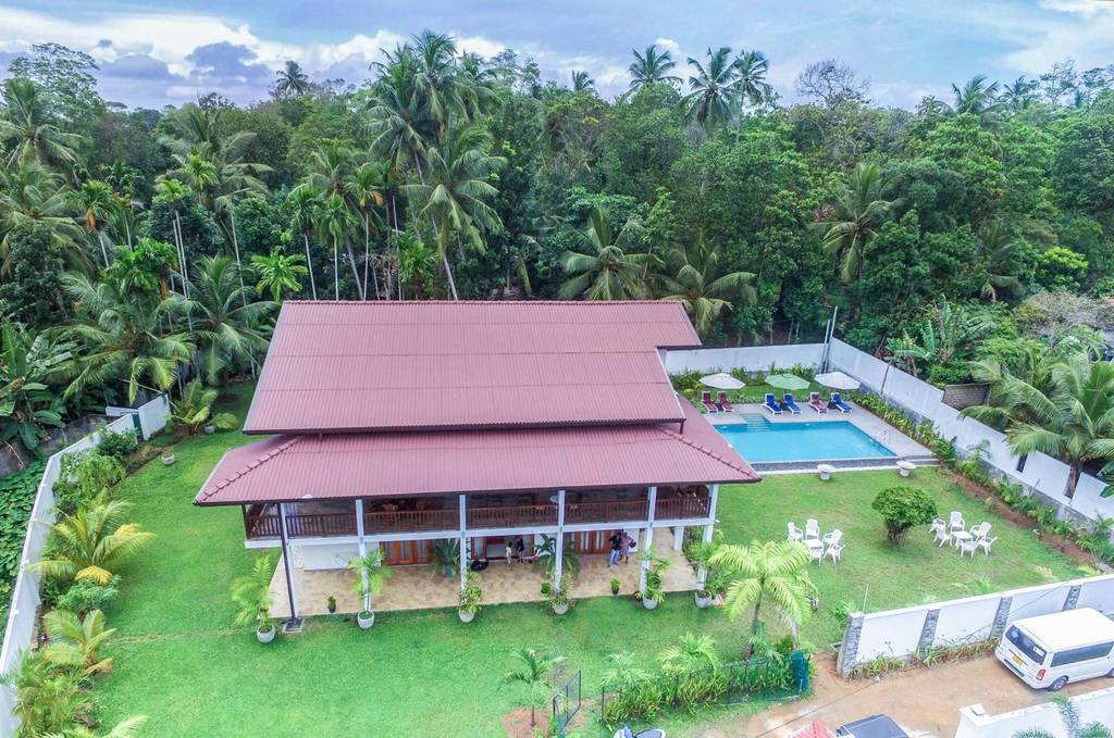 Hikka Resort Holiday Villa