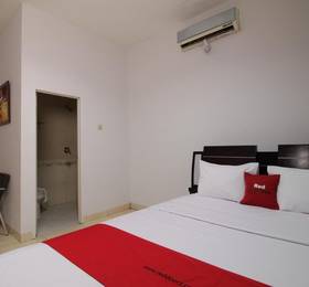 RedDoorz @ Pangeran Antasari 2 в Джакарте