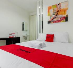 RedDoorz Plus @ Pasar Baru в Джакарте