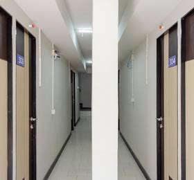 Отдых в OYO 737 Kamar Keluarga Mahkota 8 - Индонезия, Джакарта