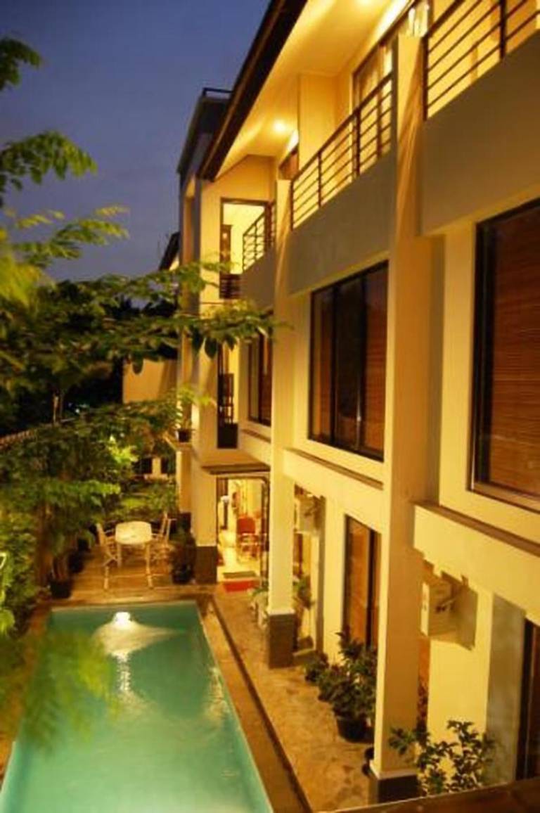 Kyriad Pejaten Suites