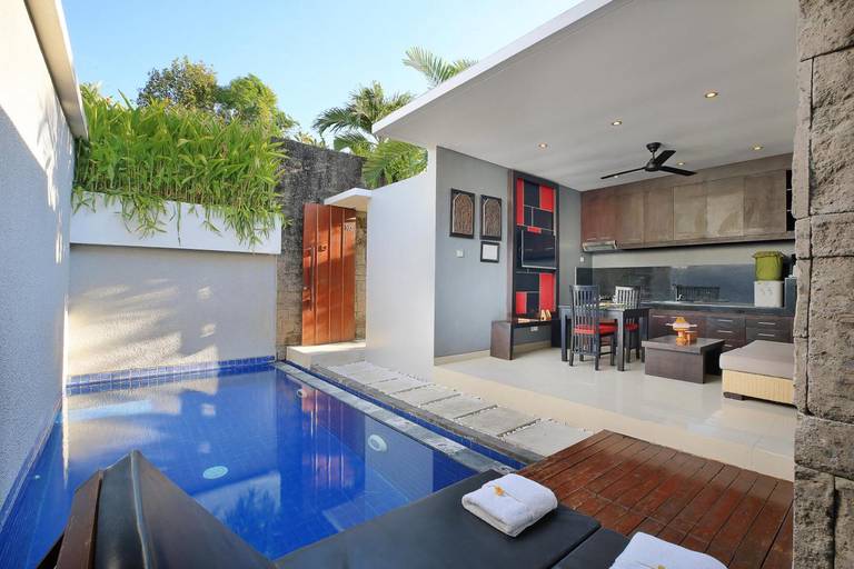 Samaja Beachside Villas