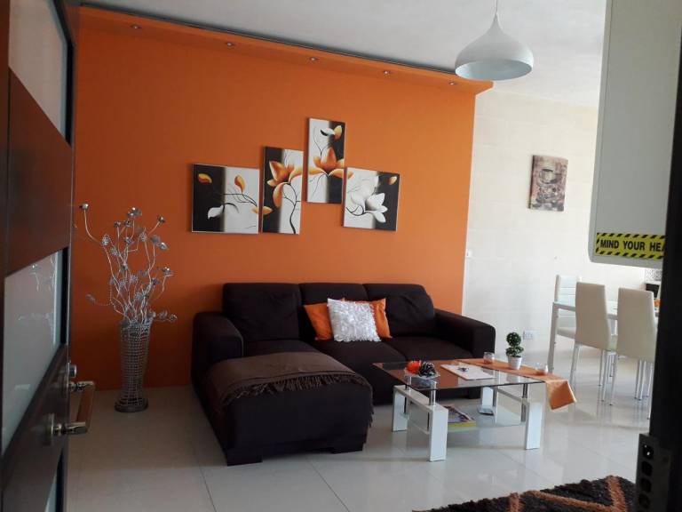 Pardi Court Apartments