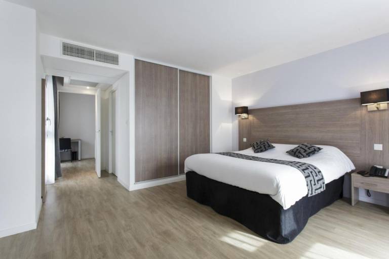 Tulip Inn Massy Palaiseau - Residence