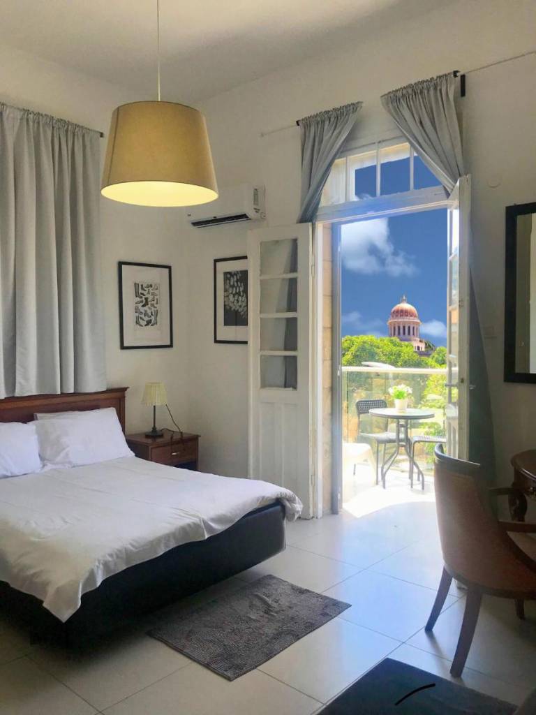 Eden Inn Hotel