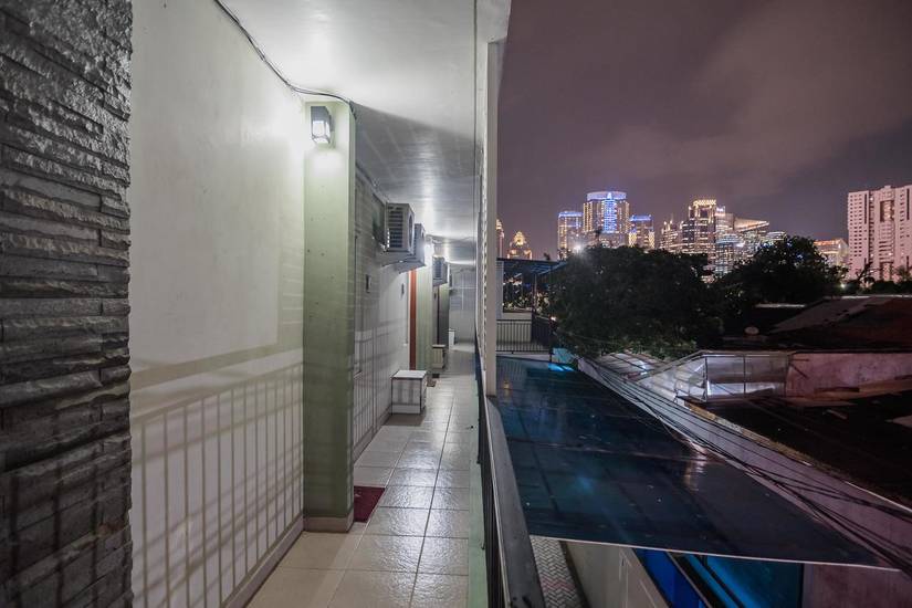 RedDoorz Plus near Semanggi 2* Индонезия, Джакарта