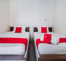 RedDoorz Plus near Semanggi в Джакарте