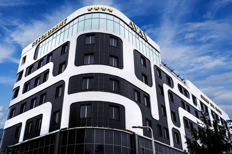 Grand Spa Hotel Avax