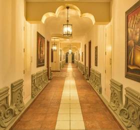 Colosseum Hotel & Fitness Club в Дар Эс Саламе